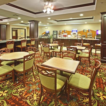 Holiday Inn Express Hotel & Suites Henderson - Traffic Star By Ihg Экстерьер фото
