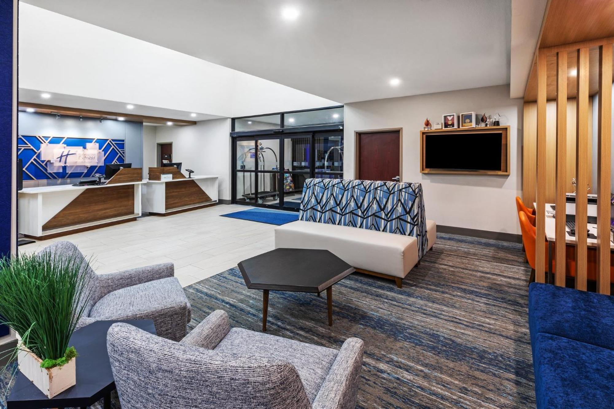 Holiday Inn Express Hotel & Suites Henderson - Traffic Star By Ihg Экстерьер фото