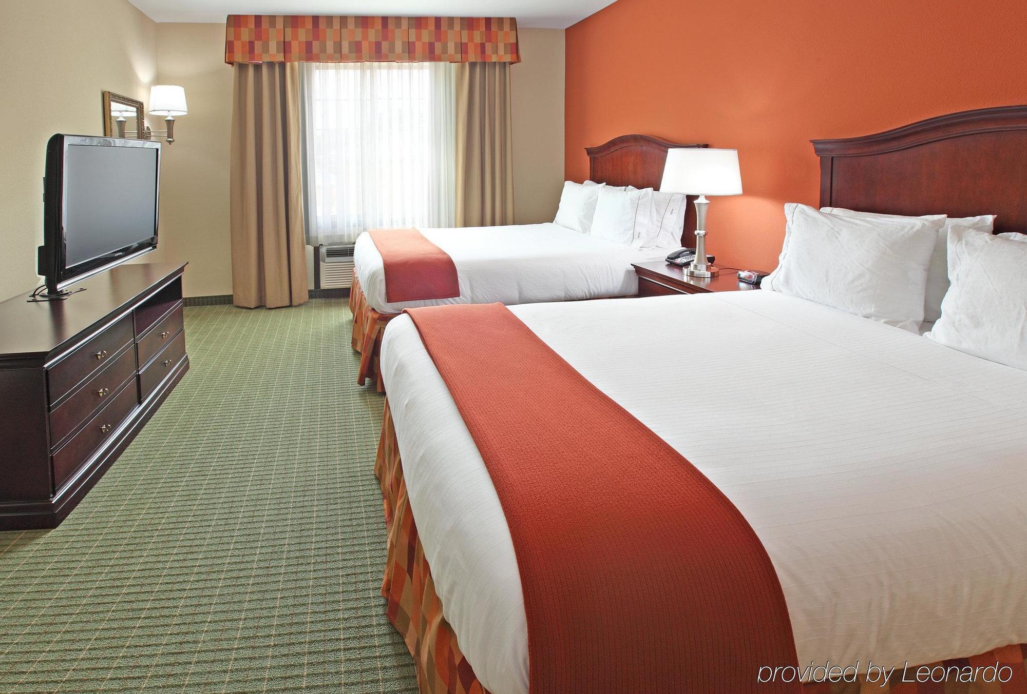 Holiday Inn Express Hotel & Suites Henderson - Traffic Star By Ihg Номер фото
